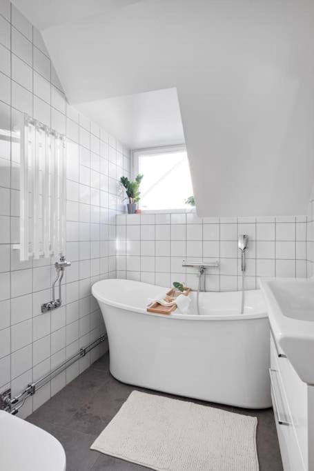 Amazing Family Home In Stockholm Eksteriør billede